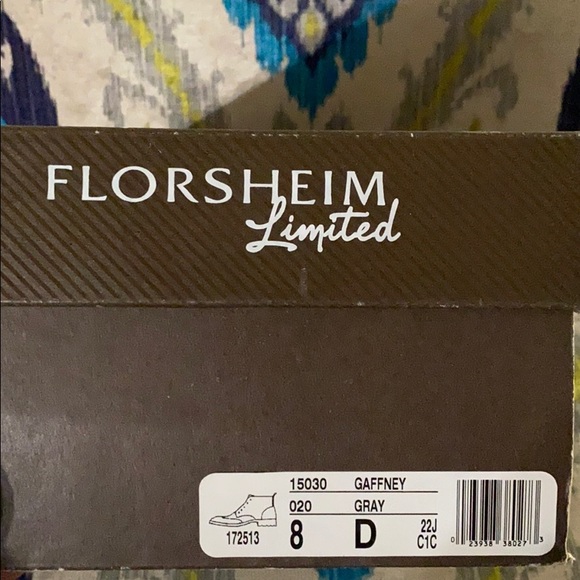 Grey dress shoes for men. main image 4